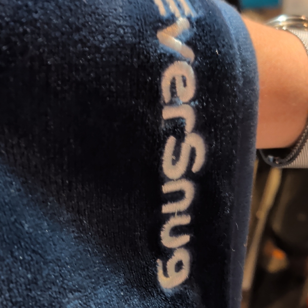 EverSnug Travel Blanket - Premium Soft 2 in 1 Airplane Blanket